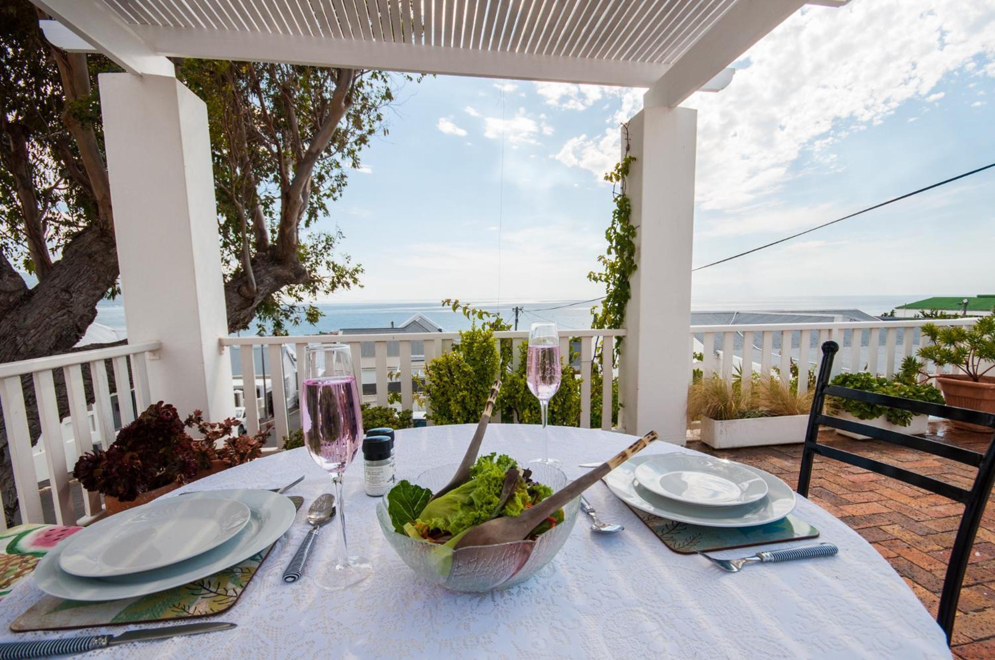 Mermaid Rock Holiday home